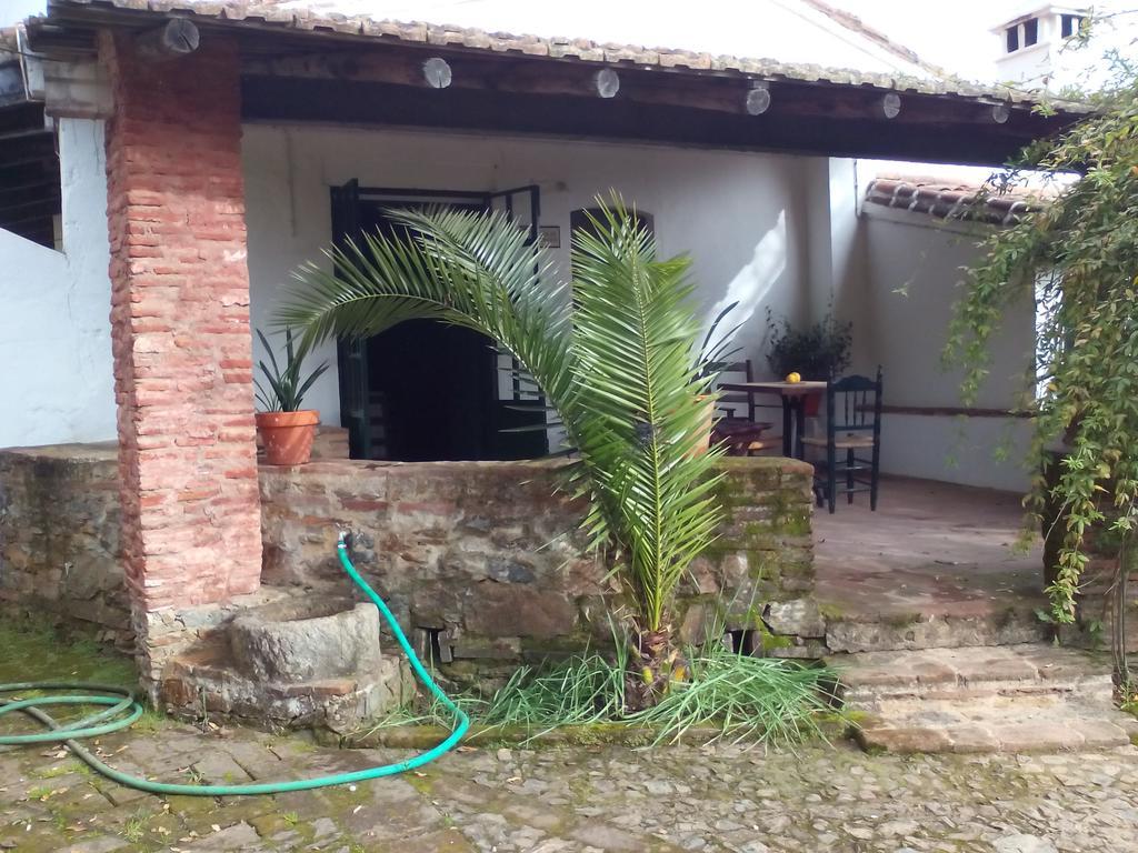 Cortijo El Berrocal Konuk evi Cazalla de la Sierra Dış mekan fotoğraf